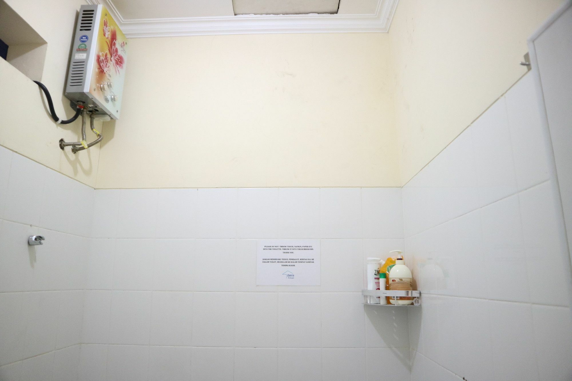Zenrra House Hotel Bandung Exterior foto